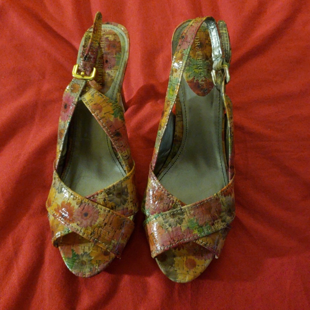 Floral sandals